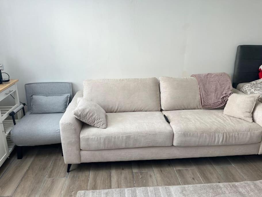 Maisonnette Avec Terrasse Avec Spa Privatif Lutterbach Екстериор снимка