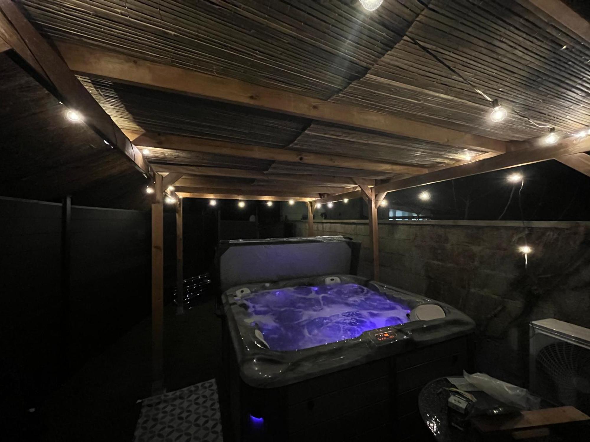 Maisonnette Avec Terrasse Avec Spa Privatif Lutterbach Екстериор снимка